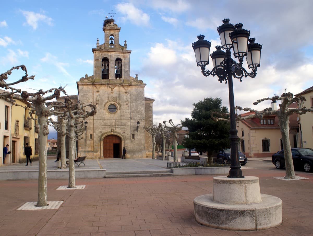 Vista del pueblo de Boceguillas, Segovia, junto a la autovía A-1